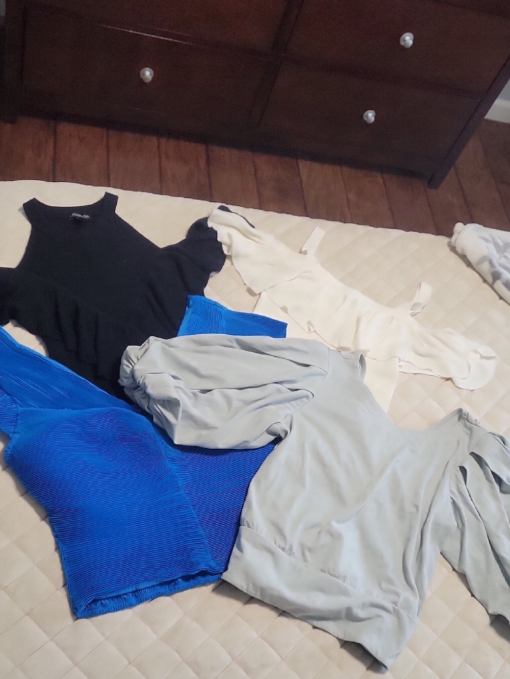 4 Express Women’s Tops Sz. Small